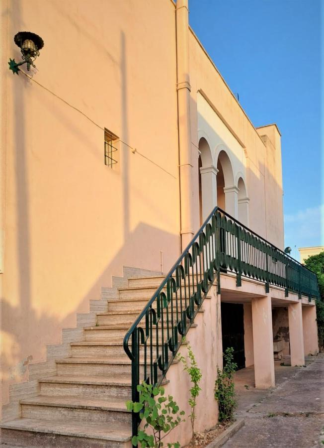 Villa Nel Salento - Ampie Camere E Giardino, Fino A 9 Persone Barbarano del Capo Экстерьер фото