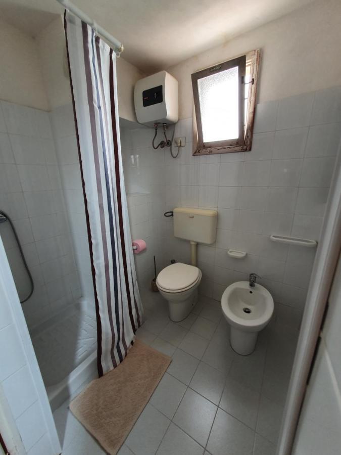 Villa Nel Salento - Ampie Camere E Giardino, Fino A 9 Persone Barbarano del Capo Экстерьер фото